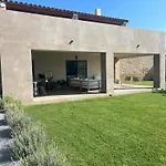 Clos Villa